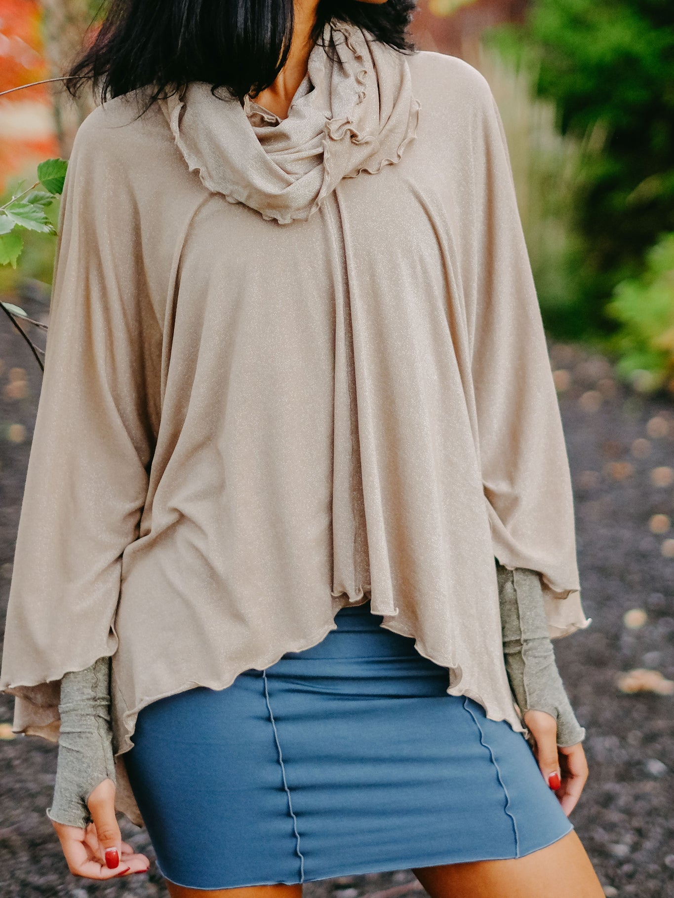 champagne shimmer lil fox with gold shimmer aria sleeves + hourglass and ocean pencil skirt styled as dress