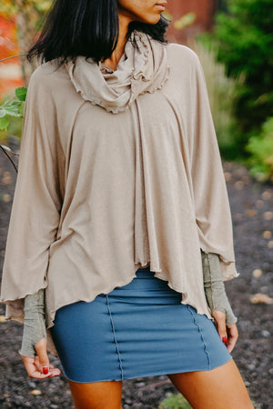 champagne shimmer lil fox with gold shimmer aria sleeves + hourglass and ocean pencil skirt styled as dress