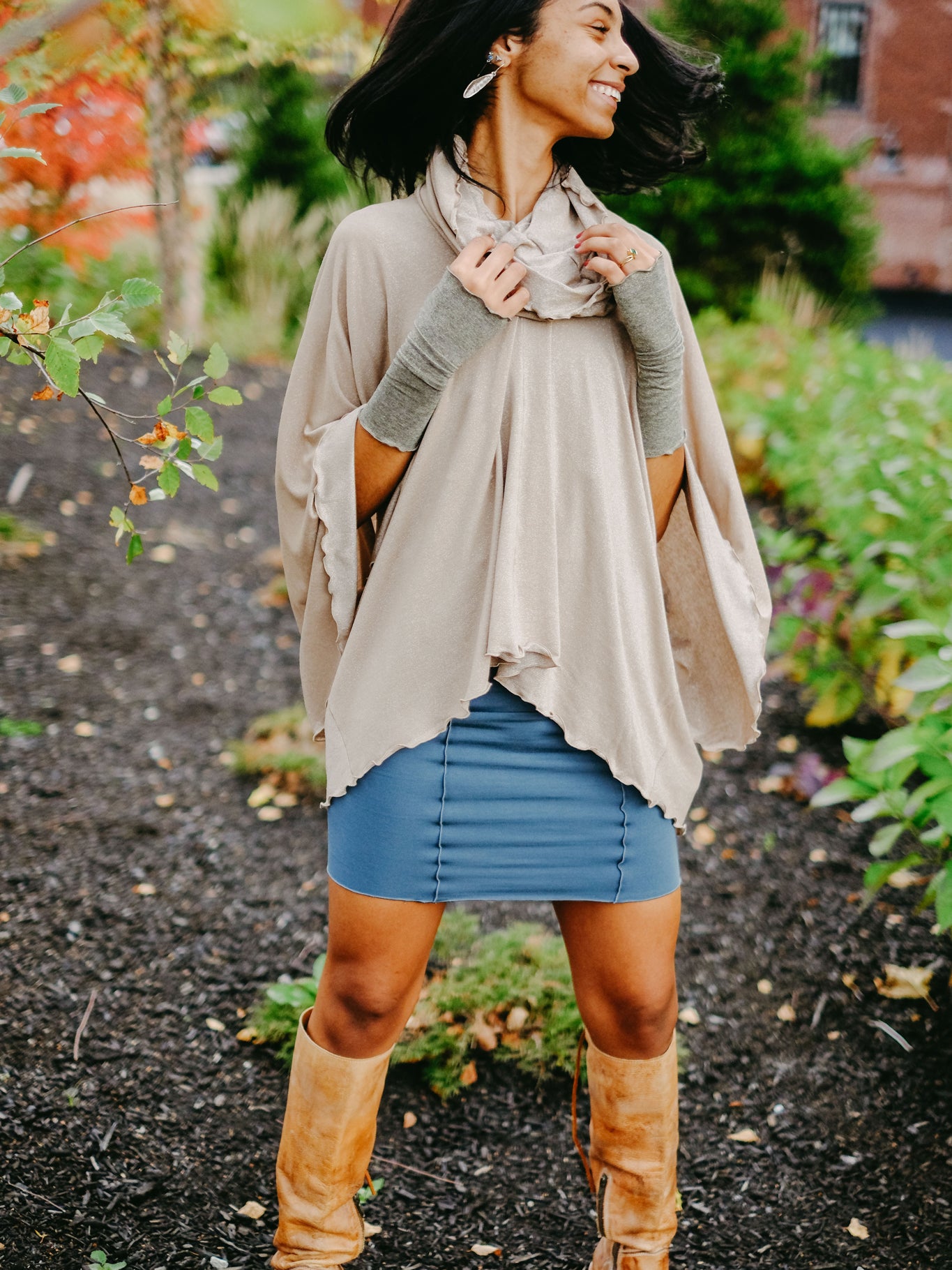 champagne shimmer lil fox with gold shimmer aria sleeves + hourglass and ocean pencil skirt styled as dress