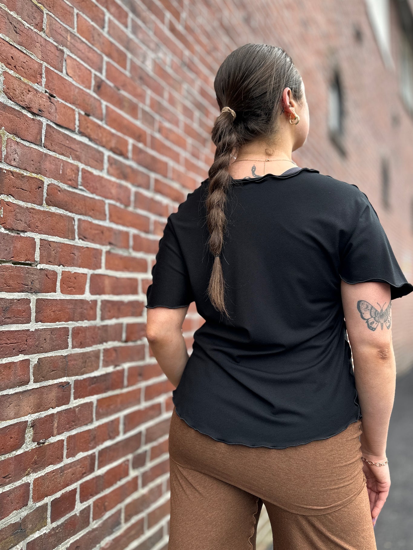 sweet t in black styled with almond swirlsuit