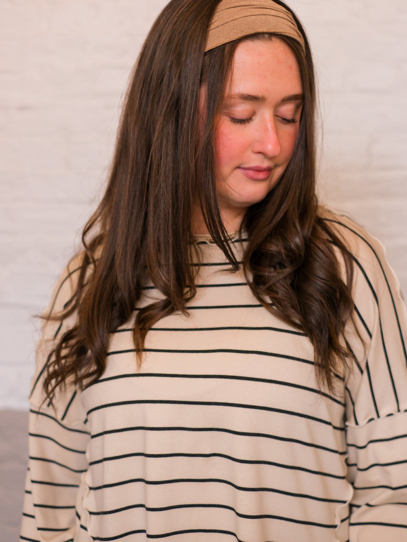 band in 18k gold paired with pop top in yang