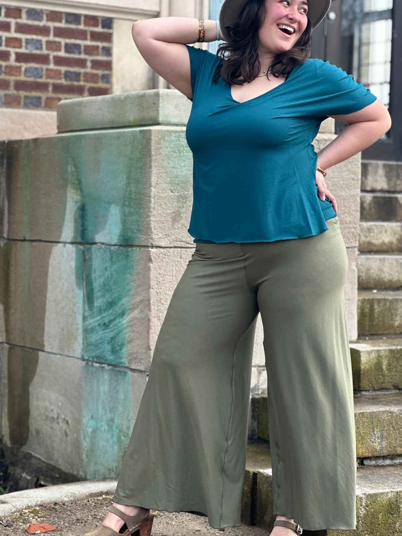 sola t in tissue cove with the palazzo pant in tissue bay