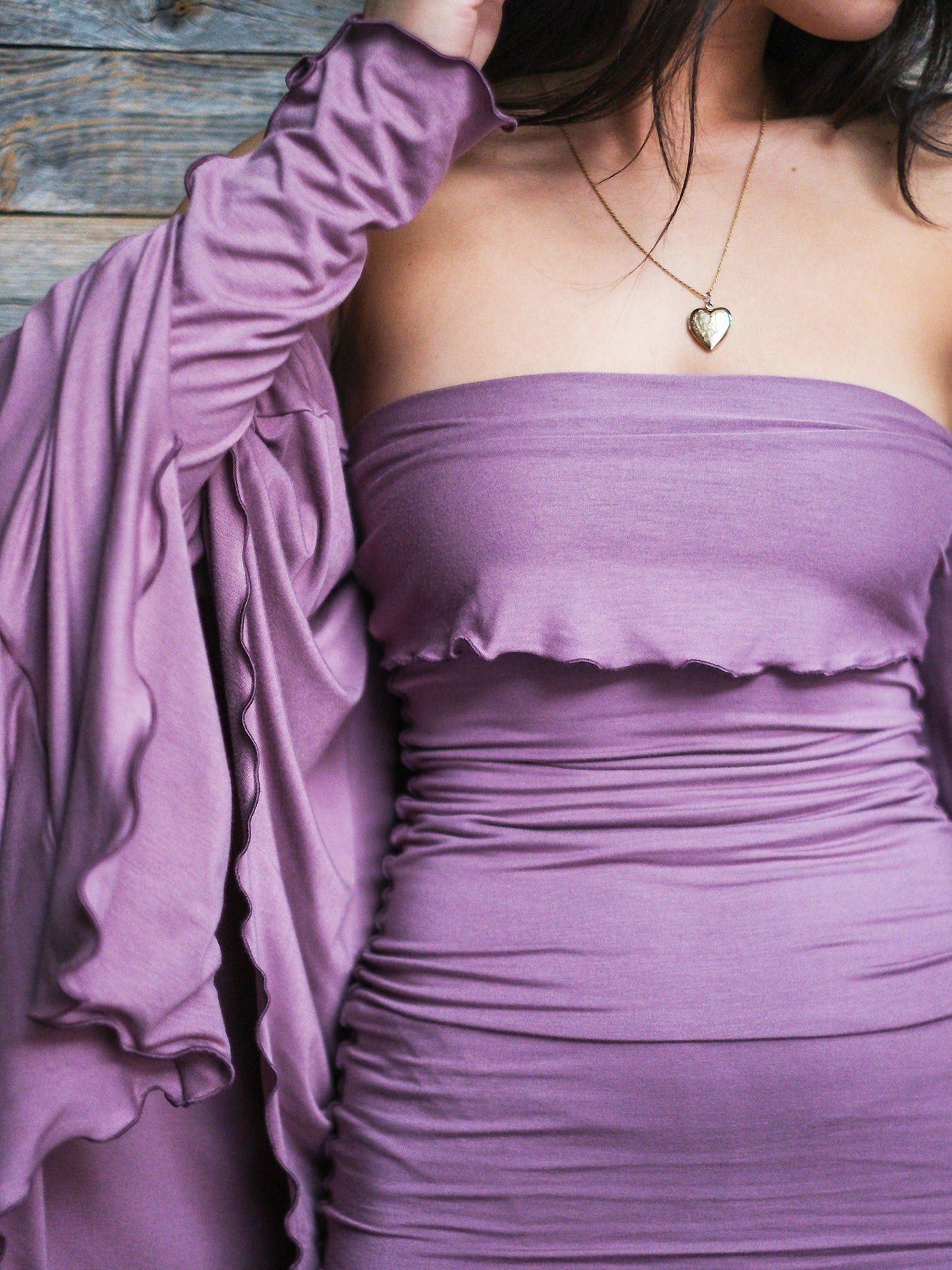 HOURGLASS scarf hood shaper