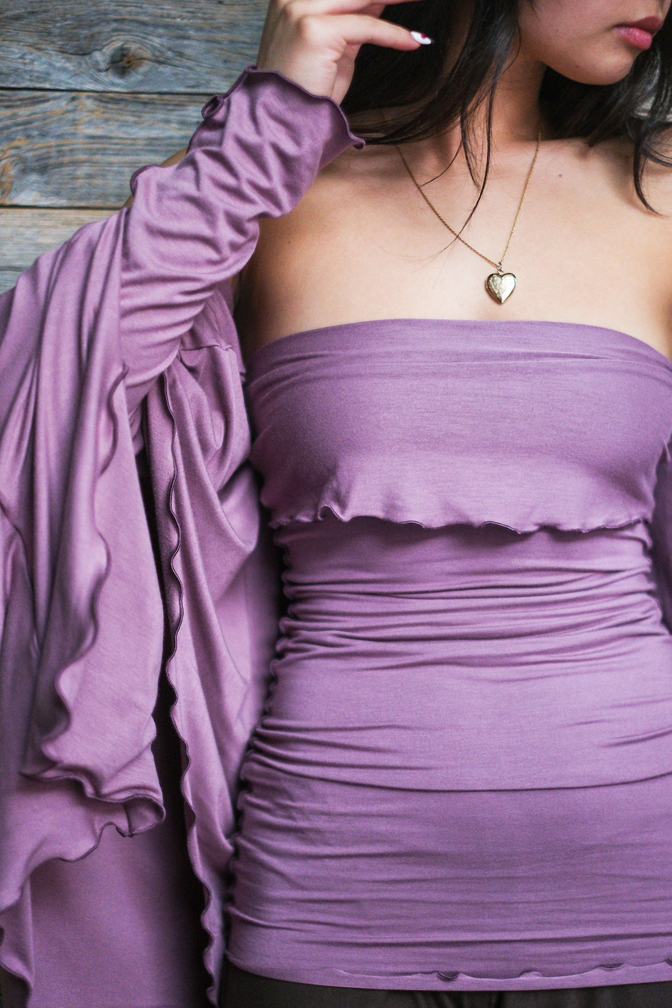 HOURGLASS scarf hood shaper