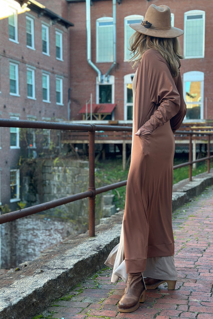 cedar bamboo duster with champagne shimmer farmer layered over a vneck + hug