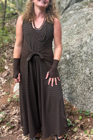 suger farmer jumpsuit in woodland espresso