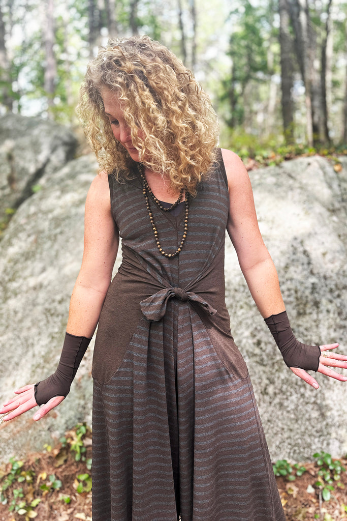 suger farmer jumpsuit in woodland espresso