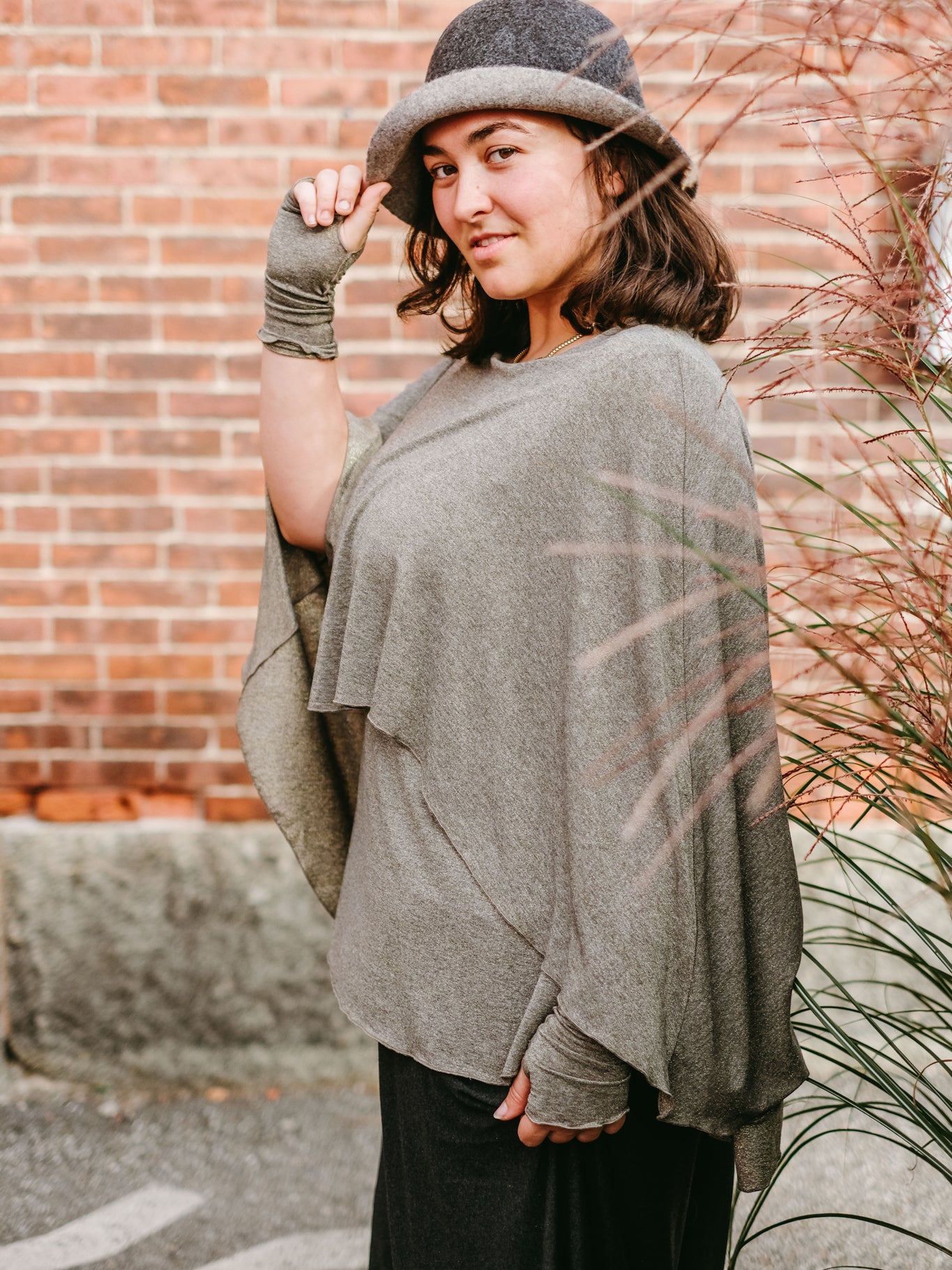 gold shimmer mantra + aria sleeves with lava heather palazzo pants