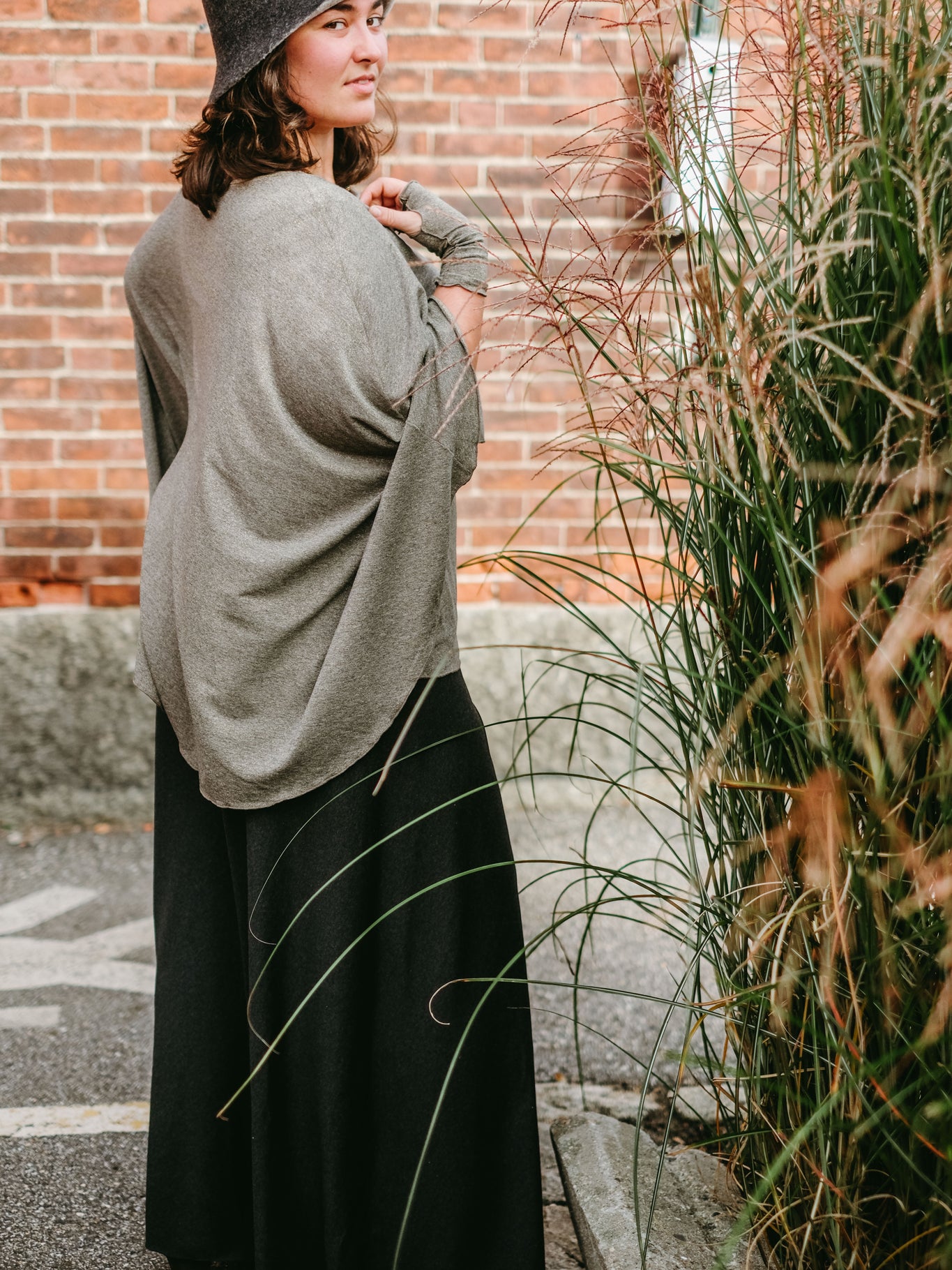 gold shimmer mantra + aria sleeves with lava heather palazzo pants