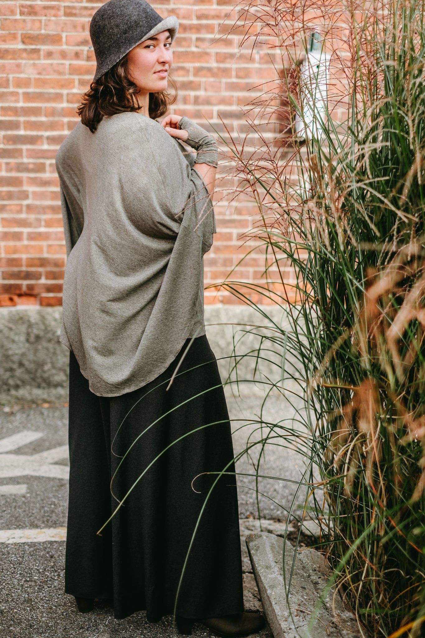 gold shimmer mantra + aria sleeves with lava heather palazzo pants