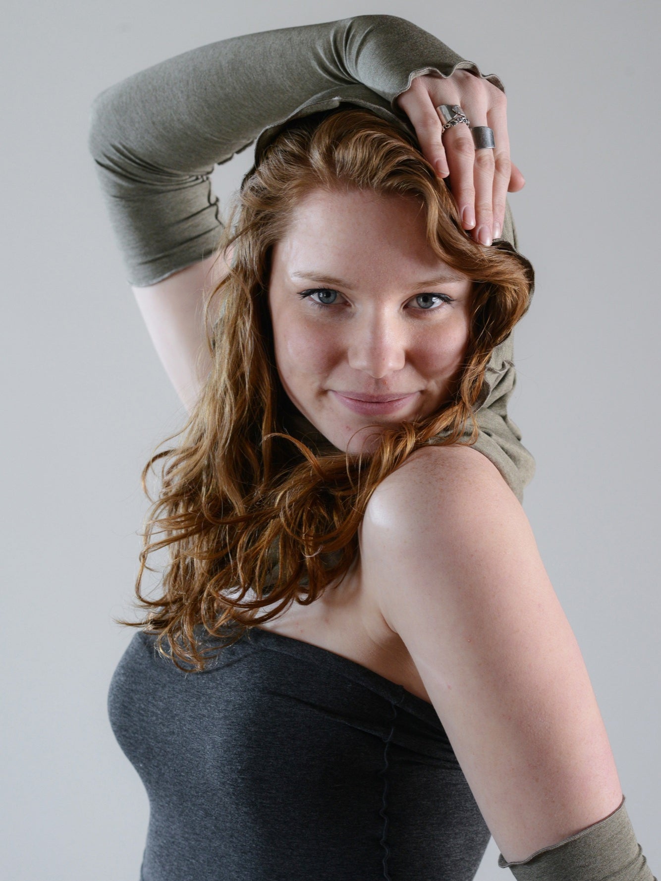 OPERA SLEEVES fingerless gloves