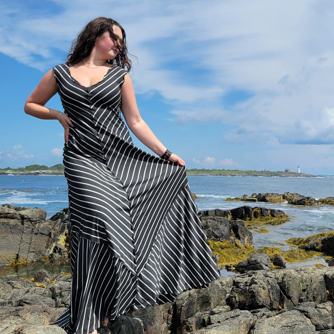 angelrox gleam dress in yin