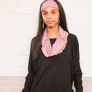 band in thistle paired with loop in thistle and pop top in black