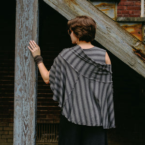 girly wrap + hug in city stripe with the petal pant in lava heather