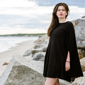 dahlin' dress in black