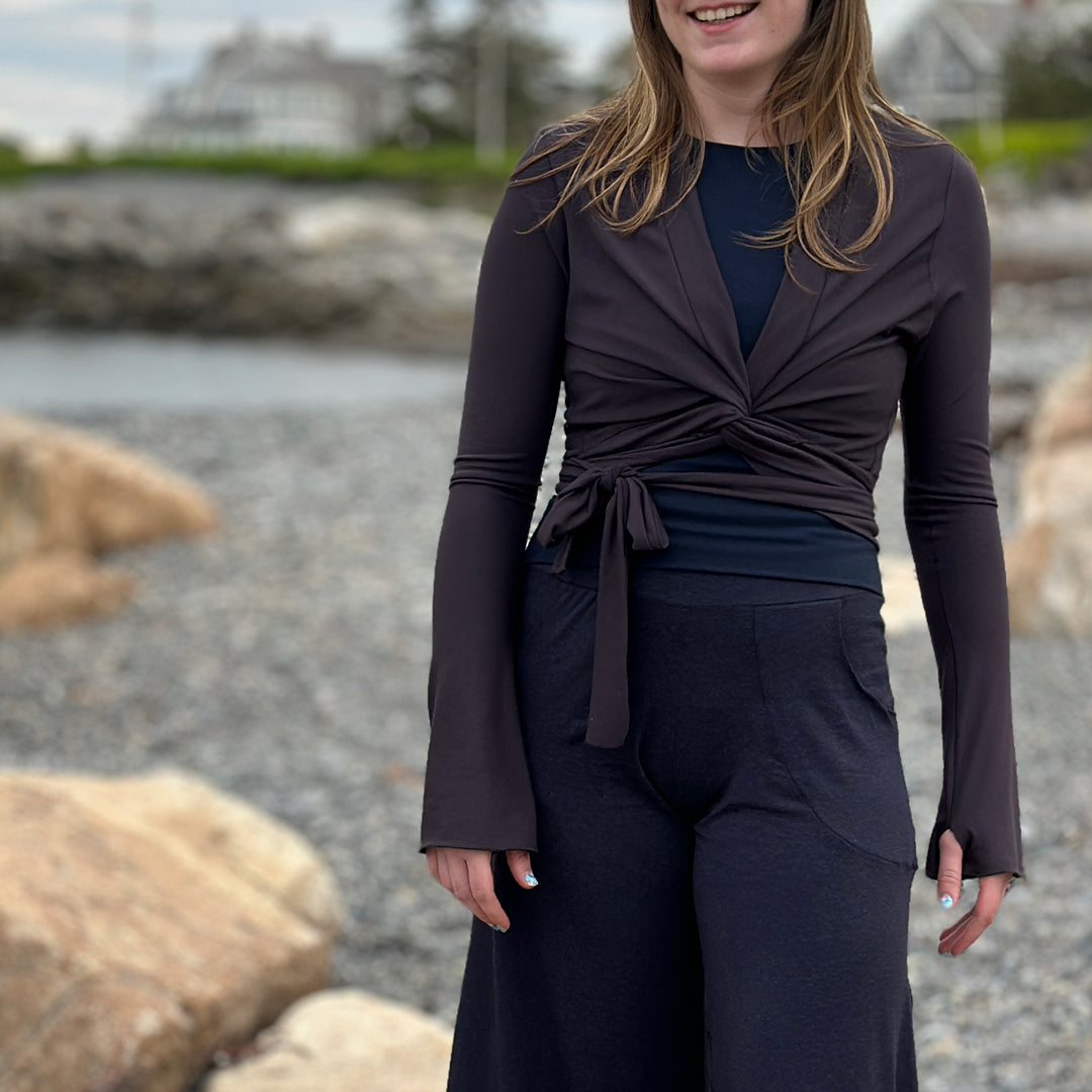 suger® rappa jacket in carbon styled over navy hug + midnight harlow