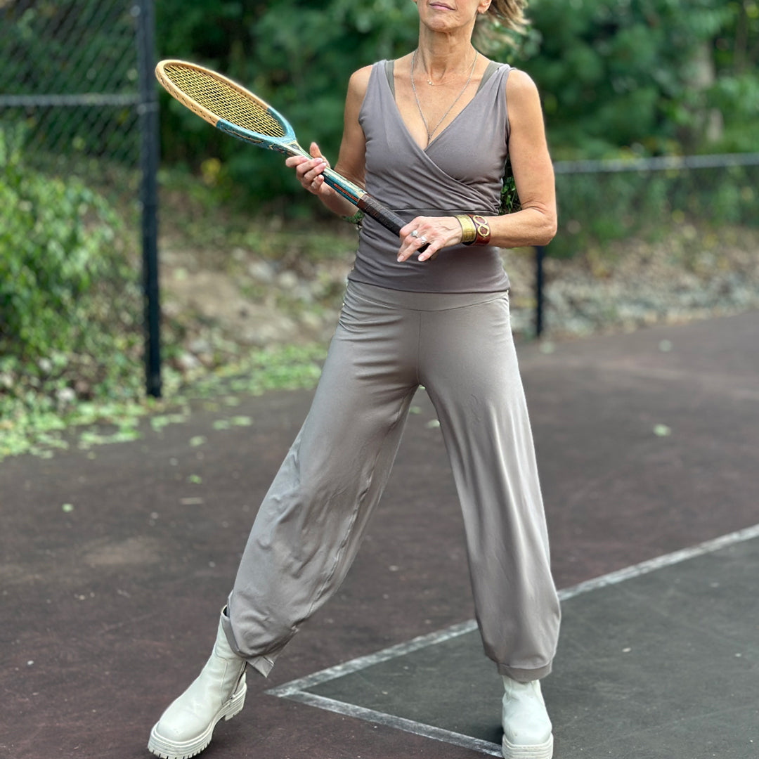 cross top in folk with bloom pant in clay