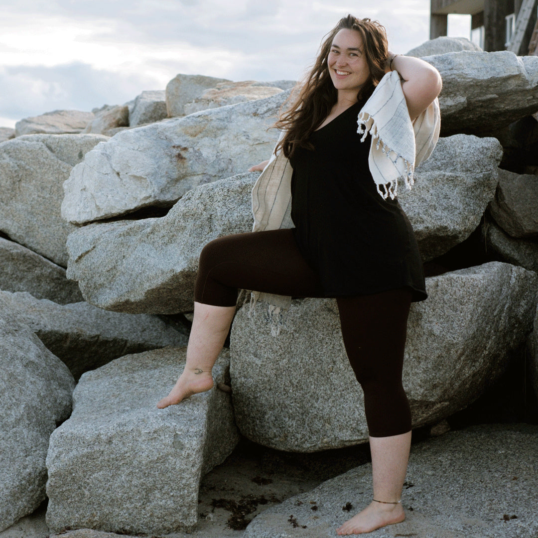 suger® sprout in black + peat capri layered under