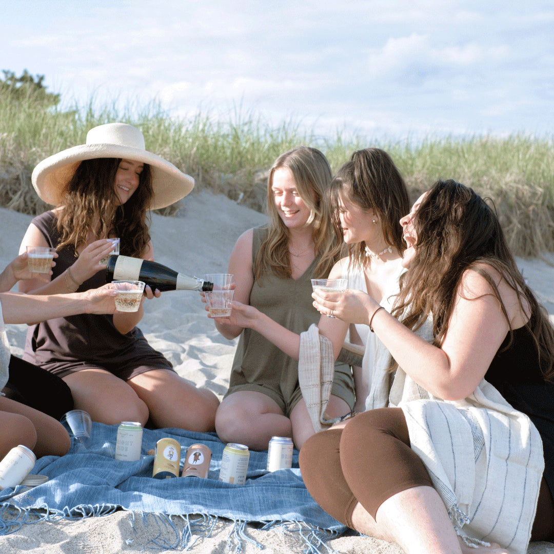 suger® sprouts on four models in carbon, sage, milk, and black 