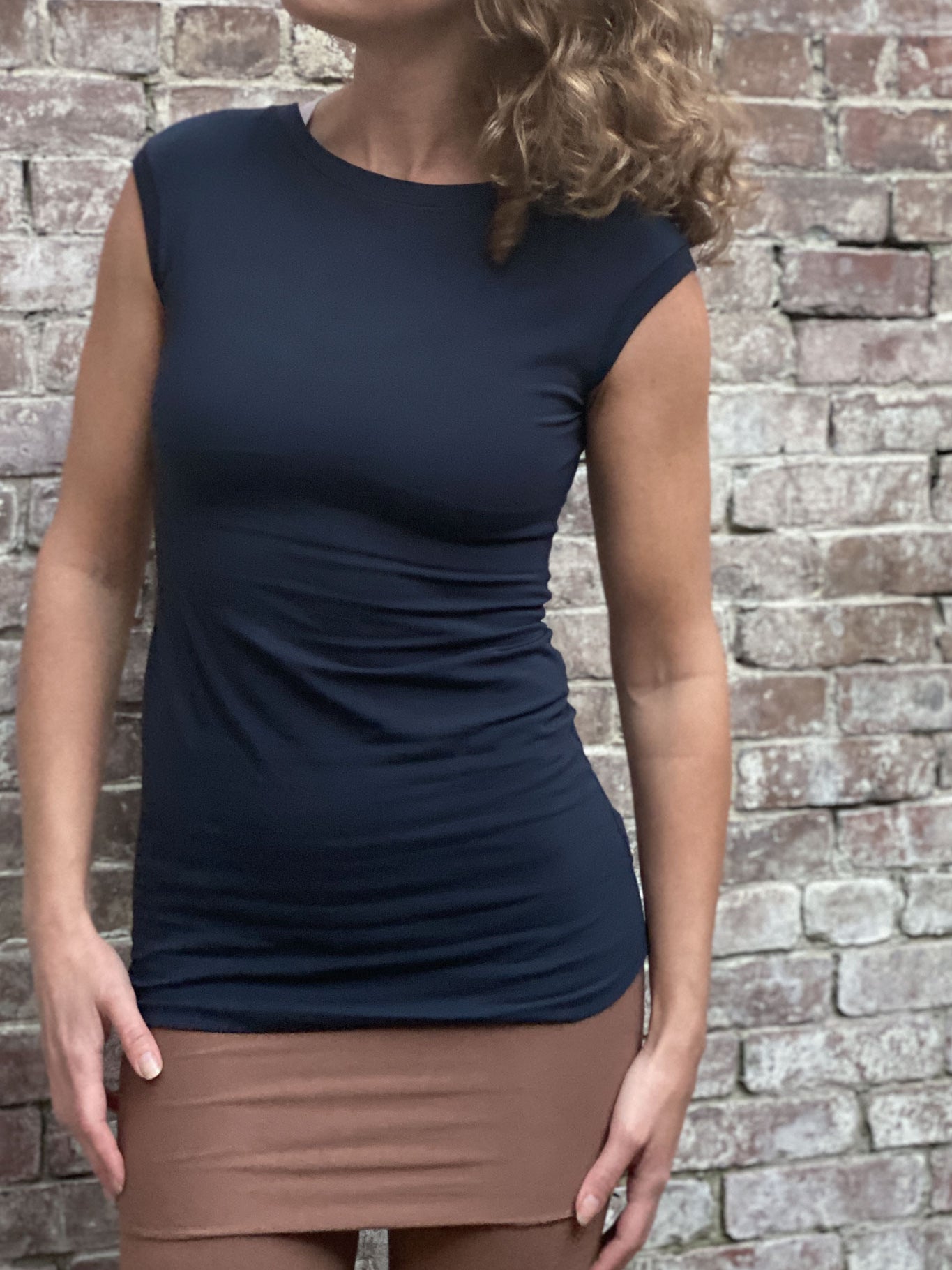 cap tunic in navy with cedar hourglass model 5.9" size wing
