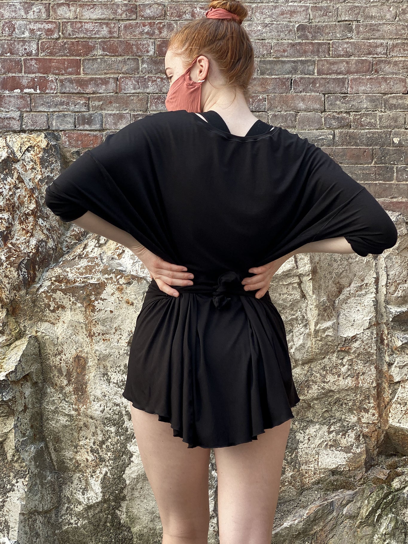 true pearl in tissue black bamboo