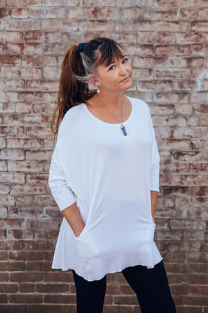 true pearl flowy t in white + jogger in black