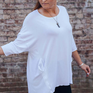 true pearl flowy t in white