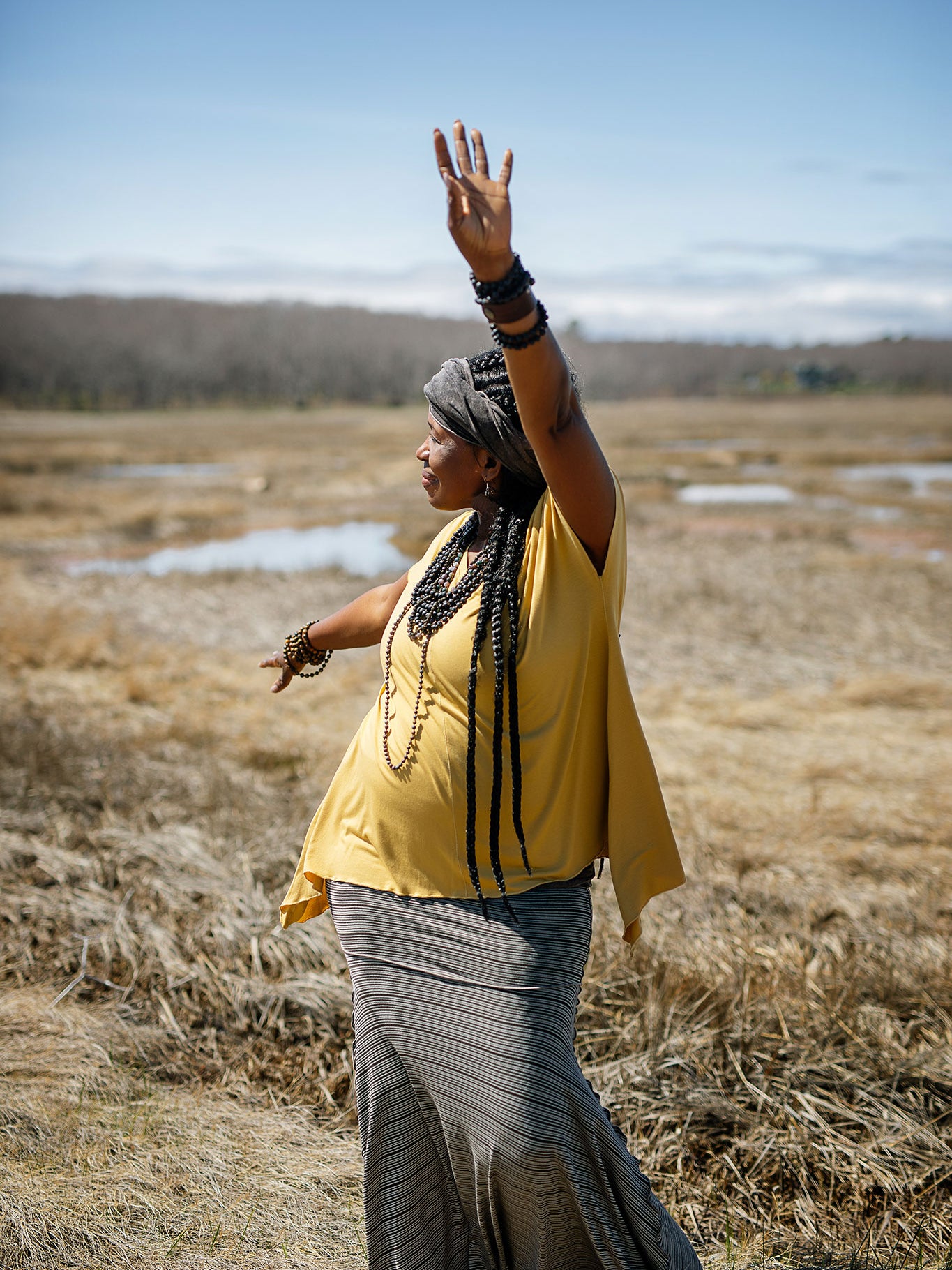 lady flirt in earth stripe styled with amber breeze + mineral prima