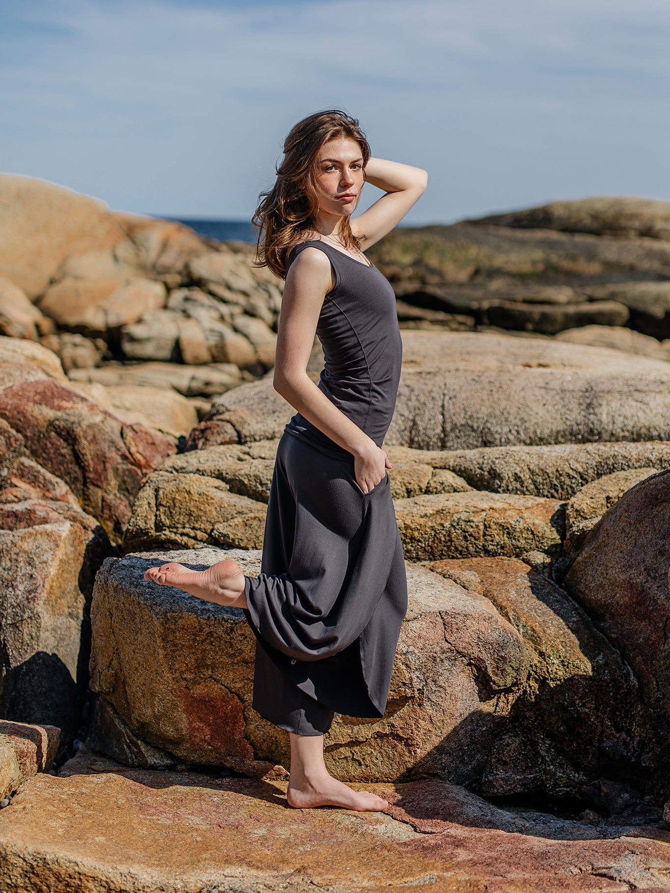 petal pant in carbon paired with carbon core tank