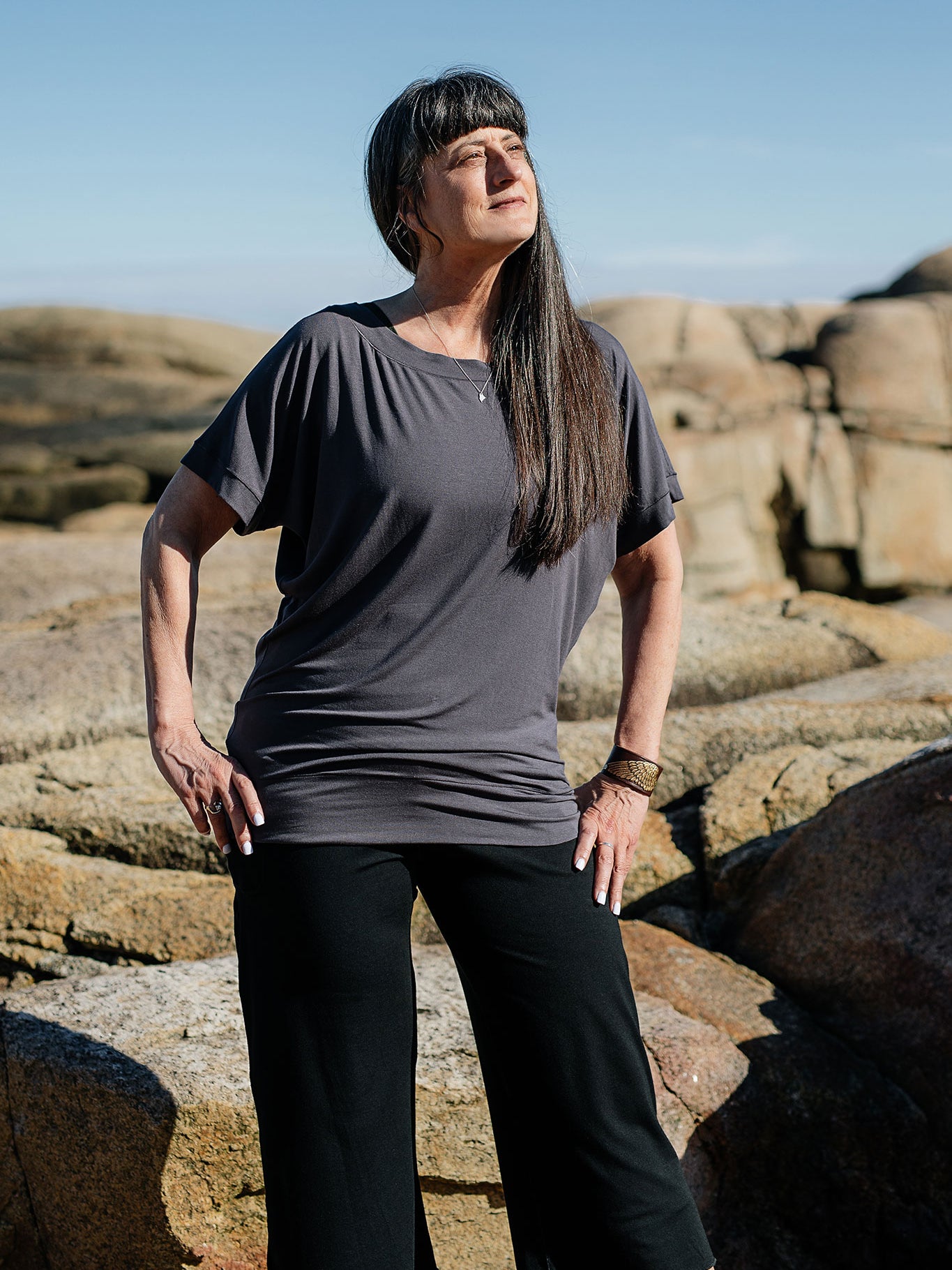 kick yoga pant in black + carbon flash