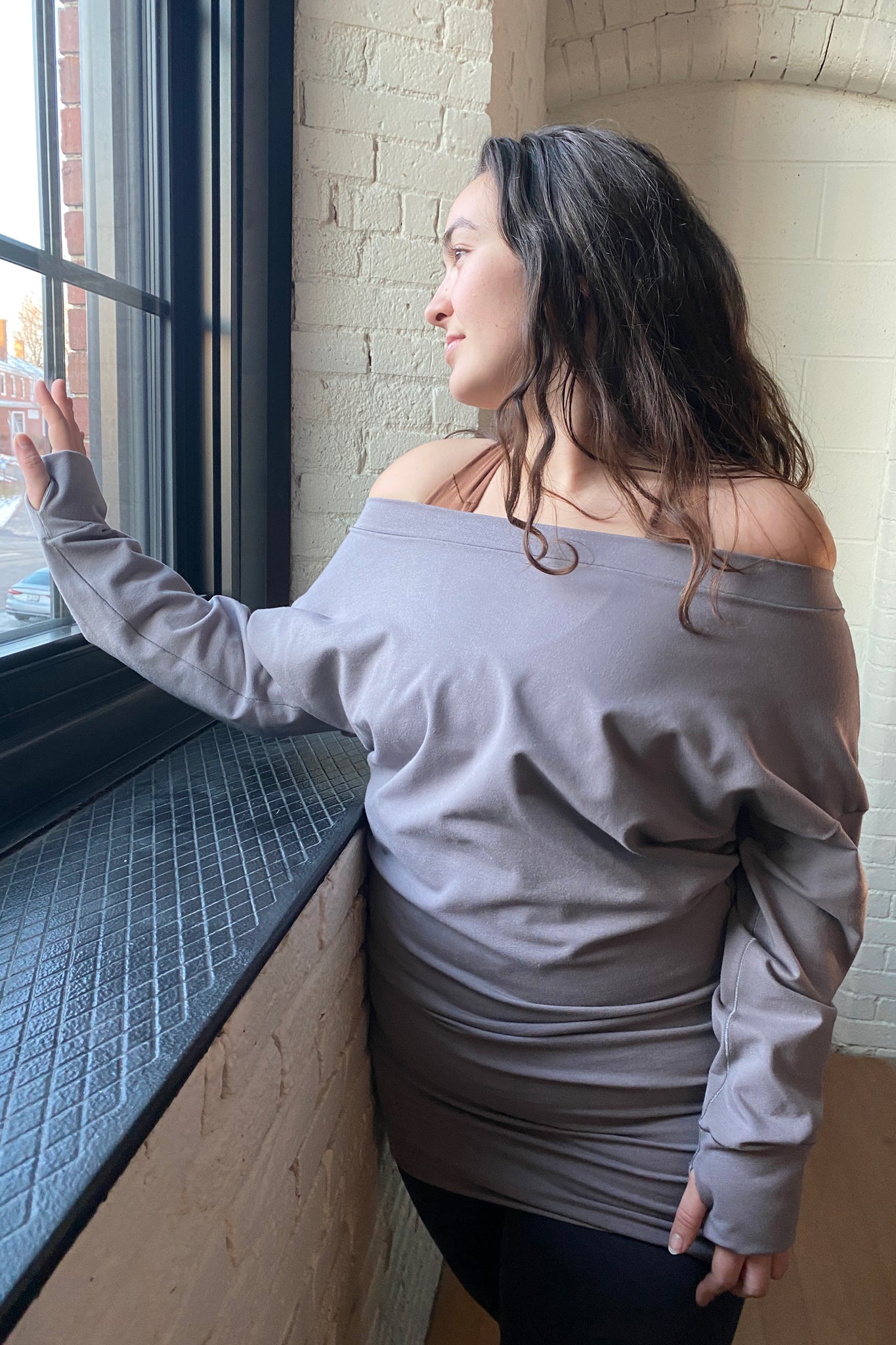 terry welder pullover in moon