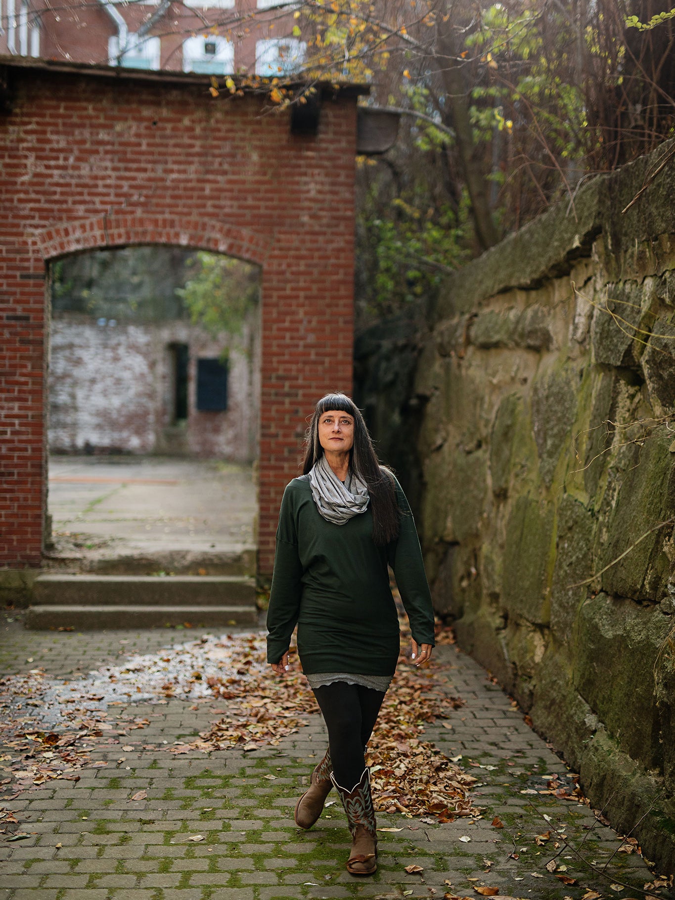 terry welder pullover in fir with mercury hourglass and loop