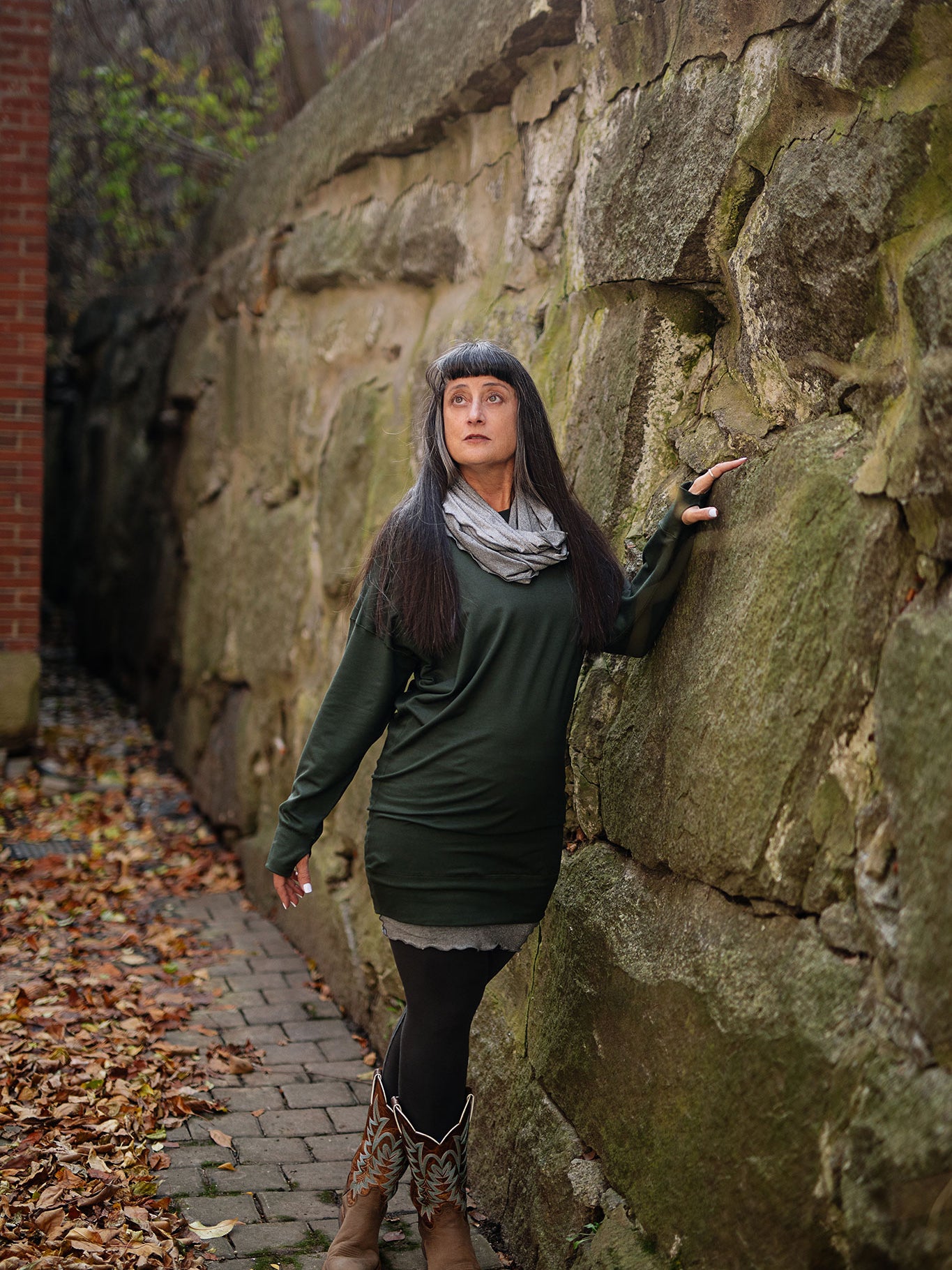 terry welder pullover in fir with mercury hourglass and loop