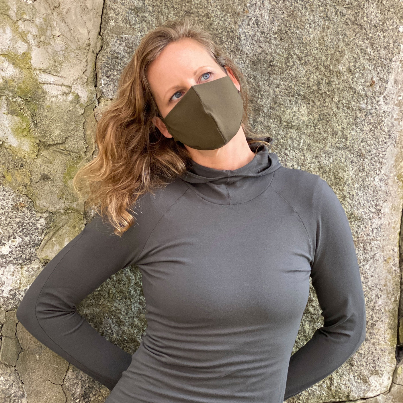 scuba in iron + olive hush mask