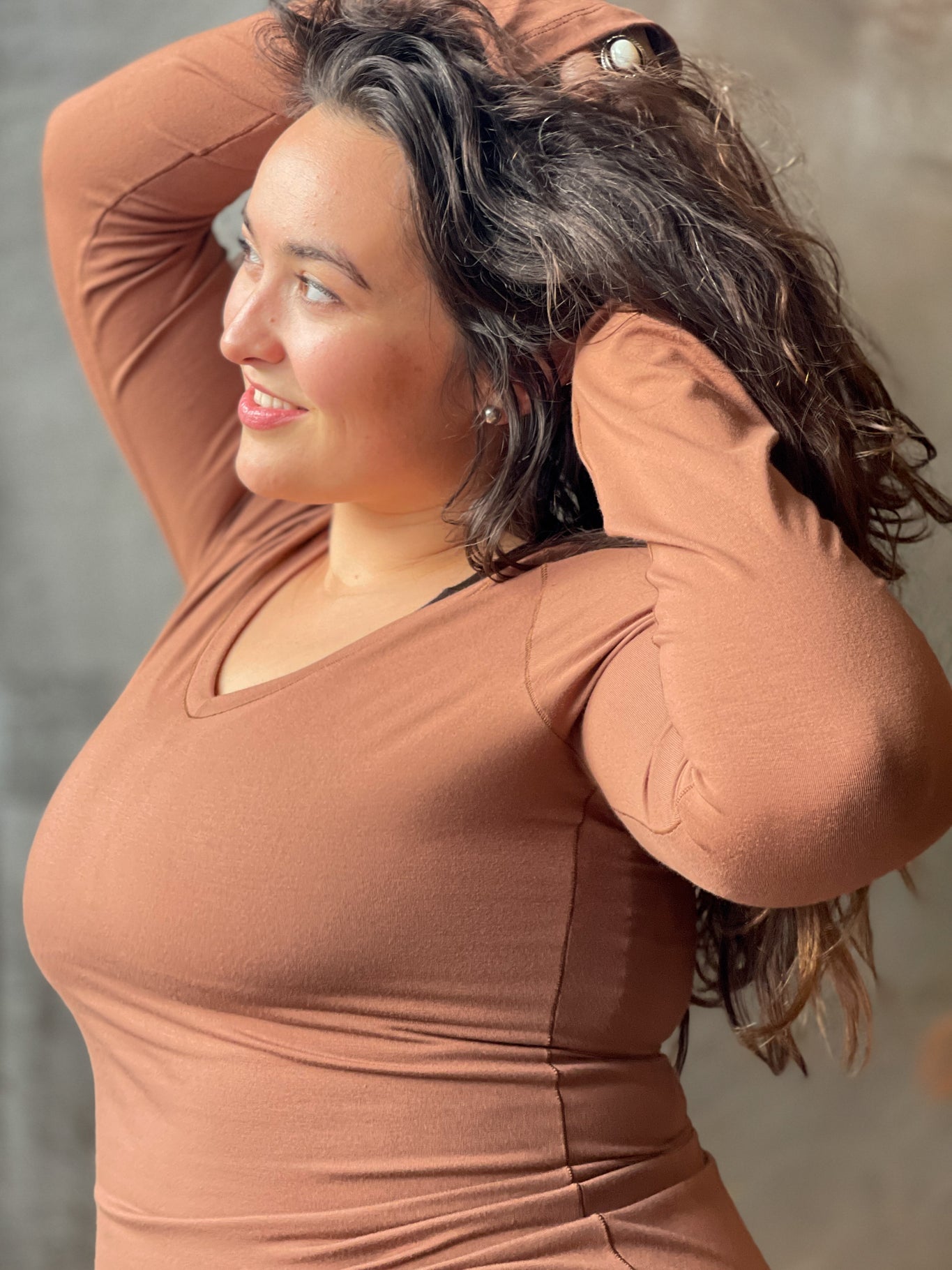 bamboo vneck in cedar