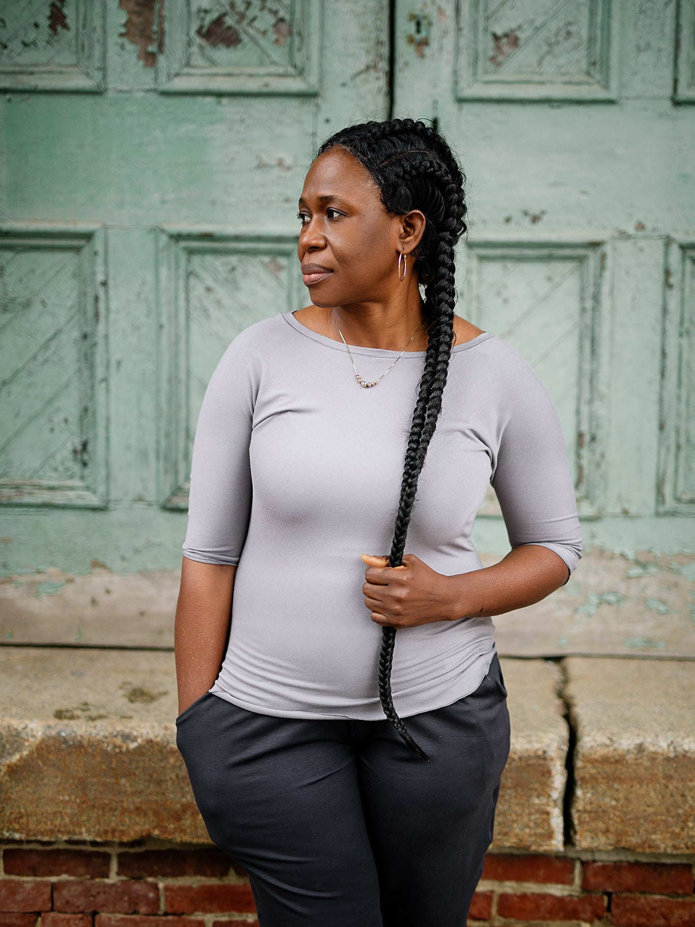 rose bias top in moon with jogger in carbon