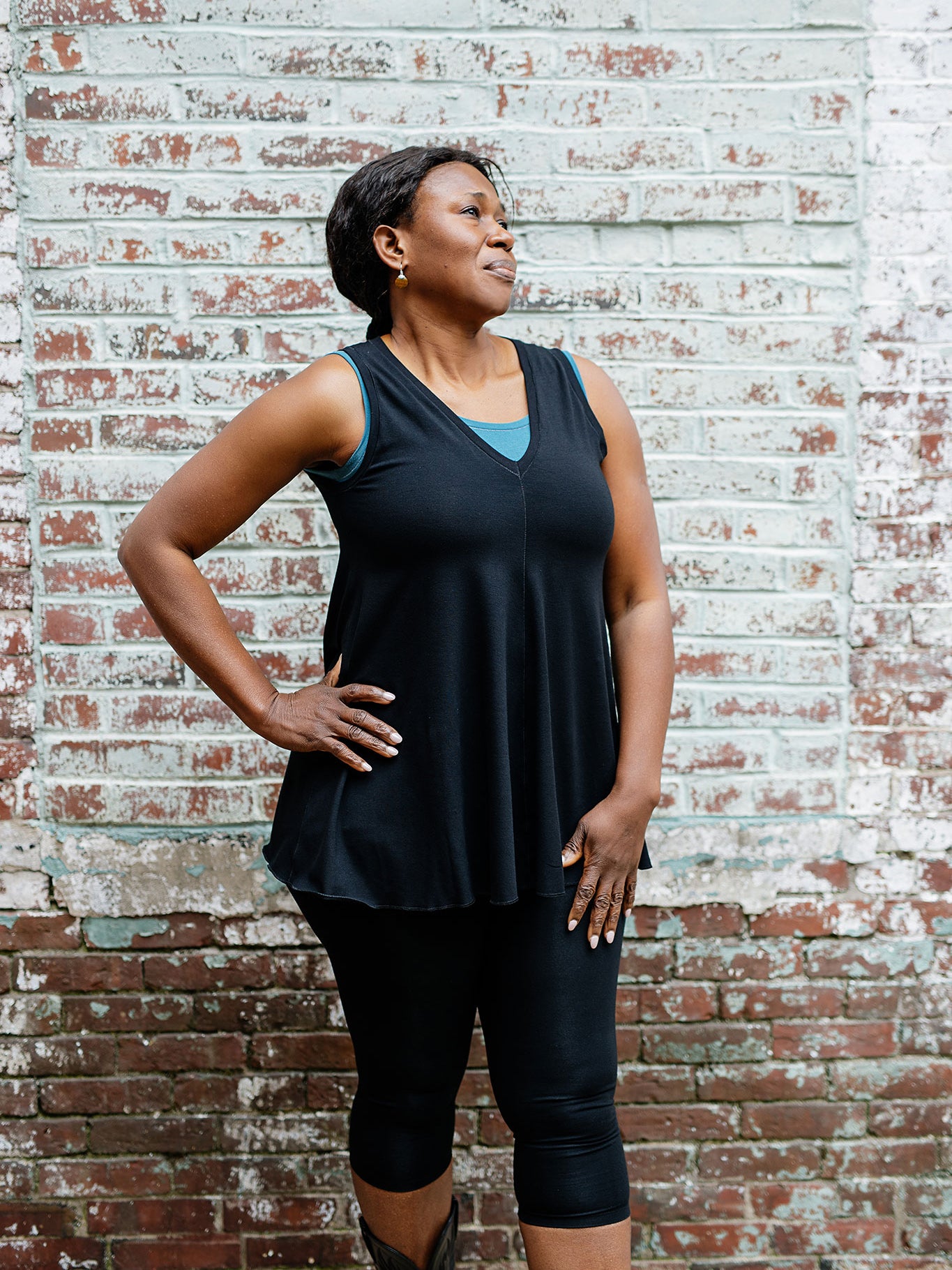 daisy tunic tank in black with black capri legging