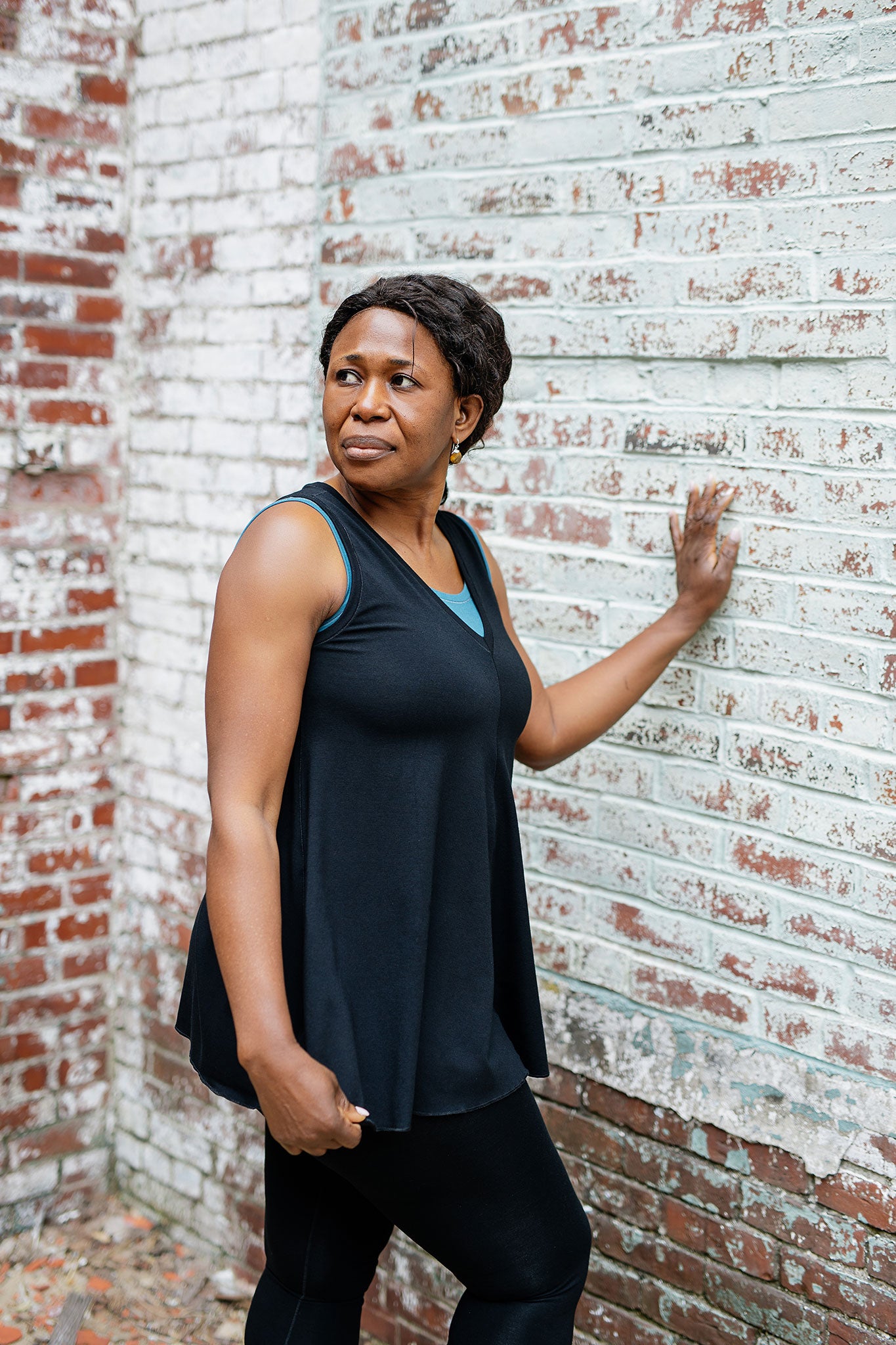 daisy tunic tank in black