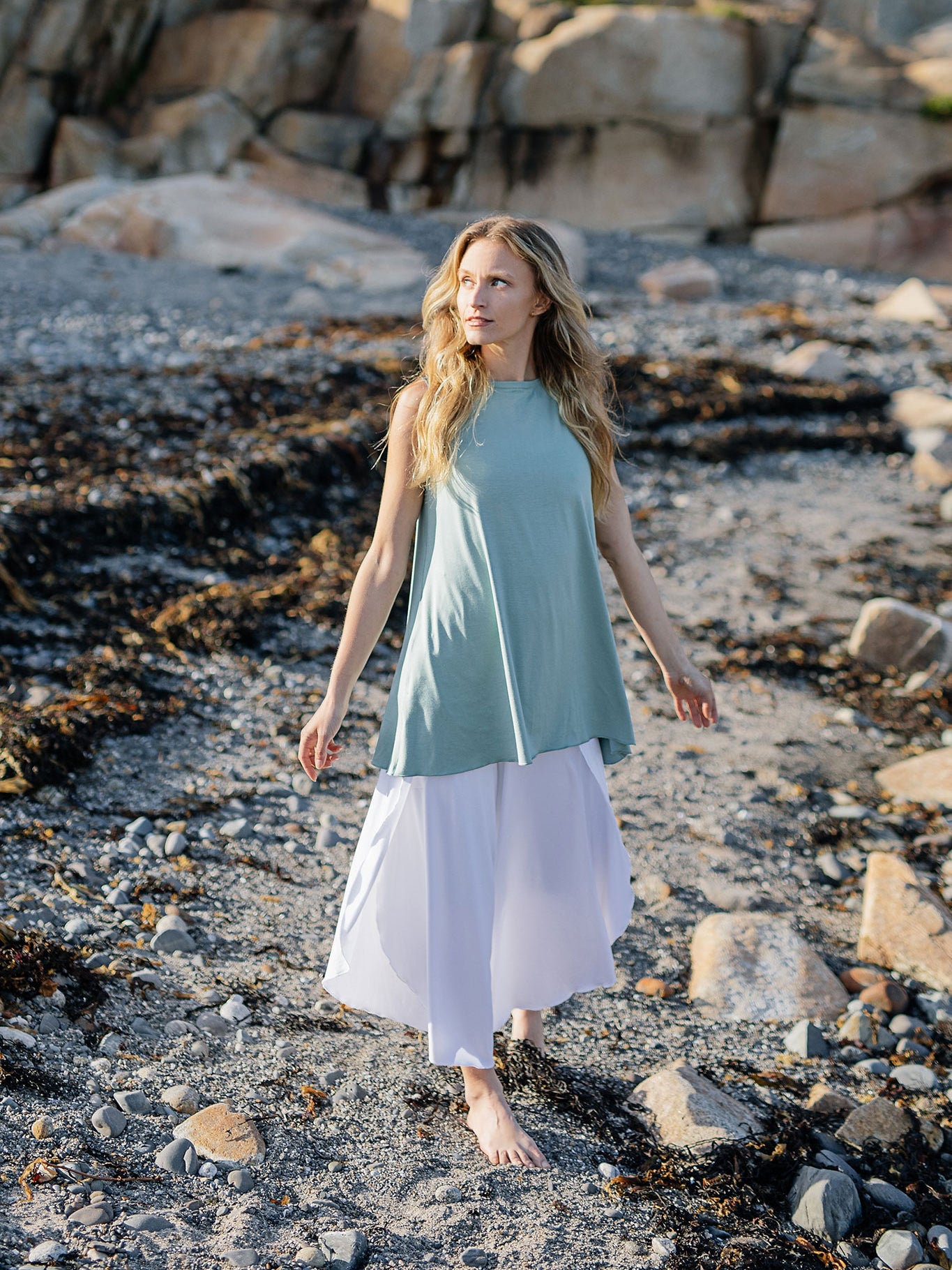 daisy tunic tank in glass worn backwards over white petal pant