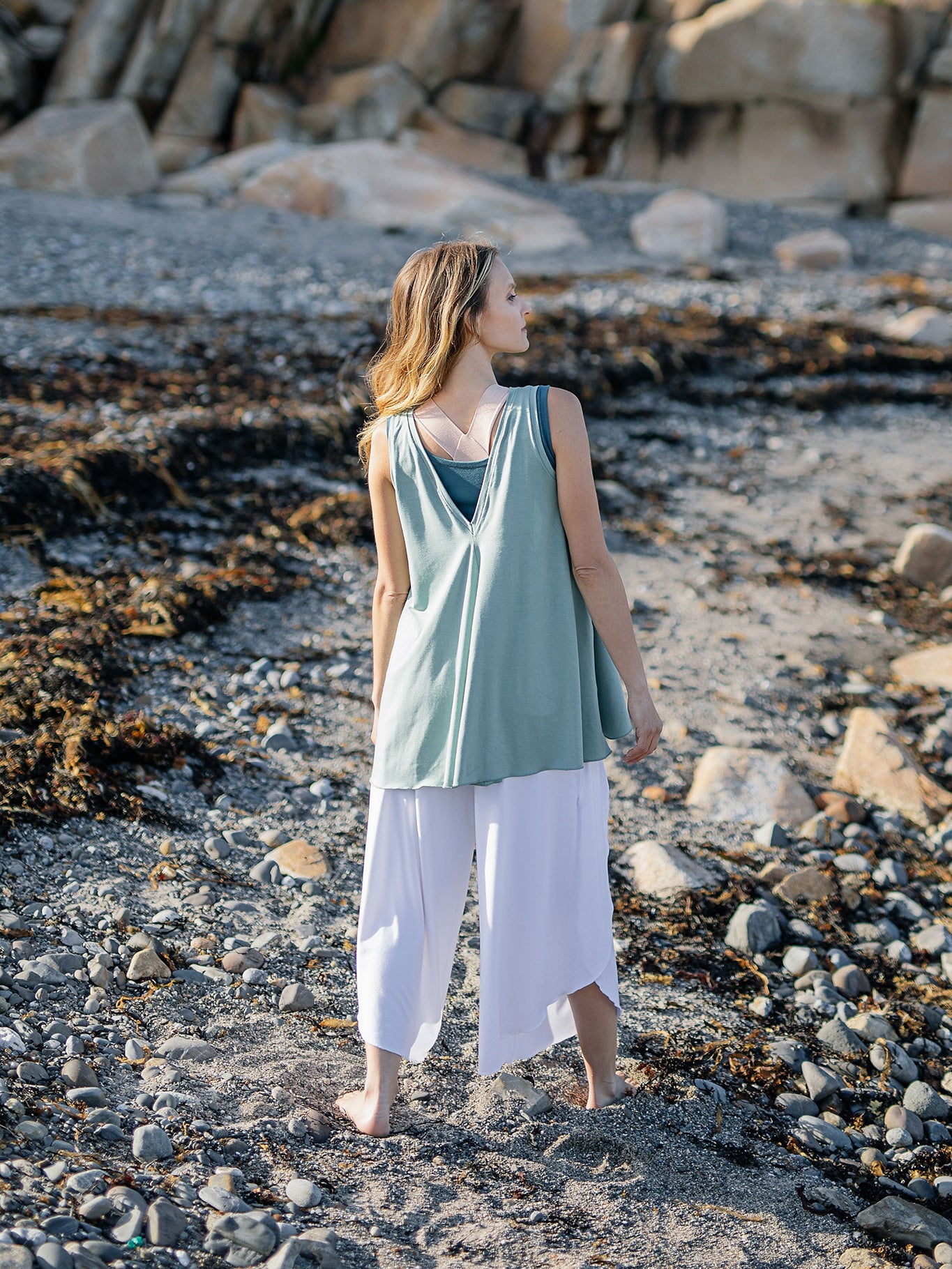 daisy tunic tank in glass worn backwards over white petal pant