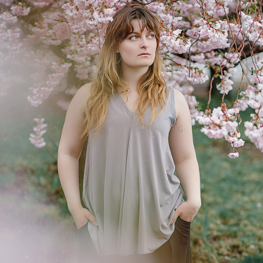 daisy tunic tank in moon