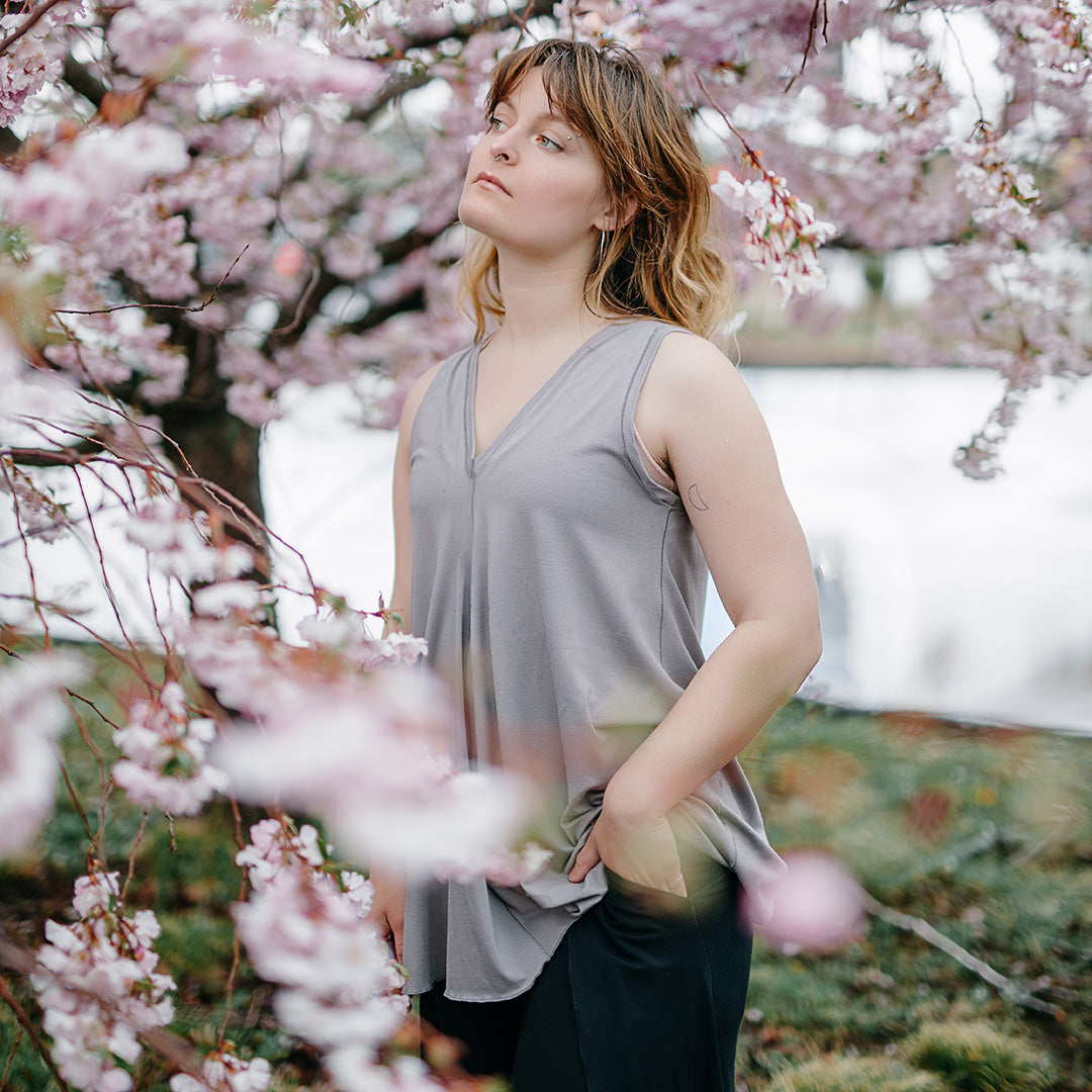 daisy tunic tank in moon