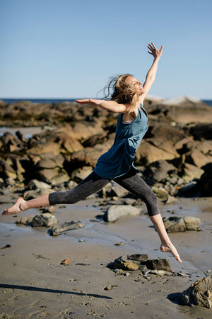 daisy tunic tank in ocean with mineral capri legging