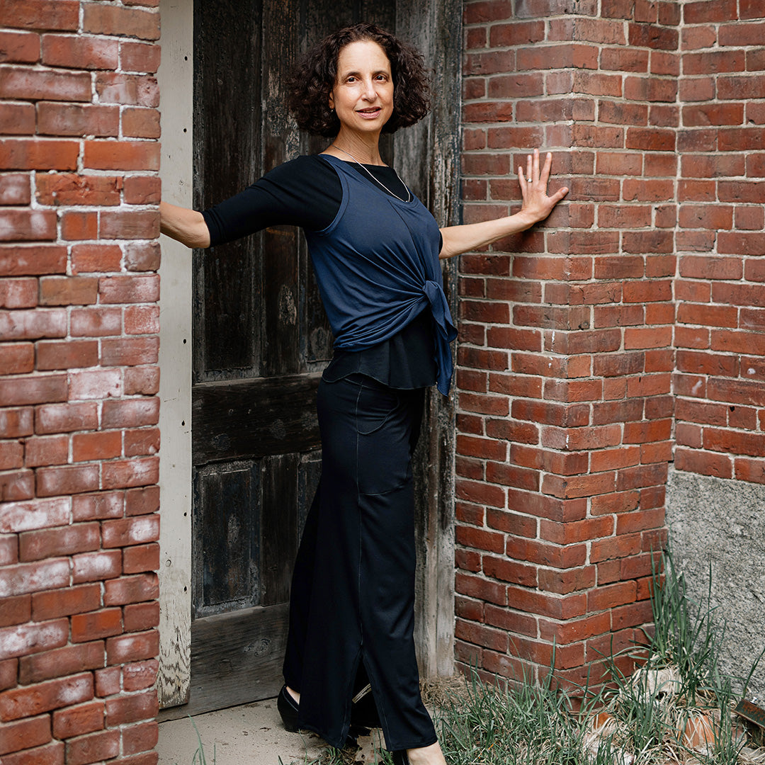 suger® tulip tissue tank in navy paired with black rose + black harlow