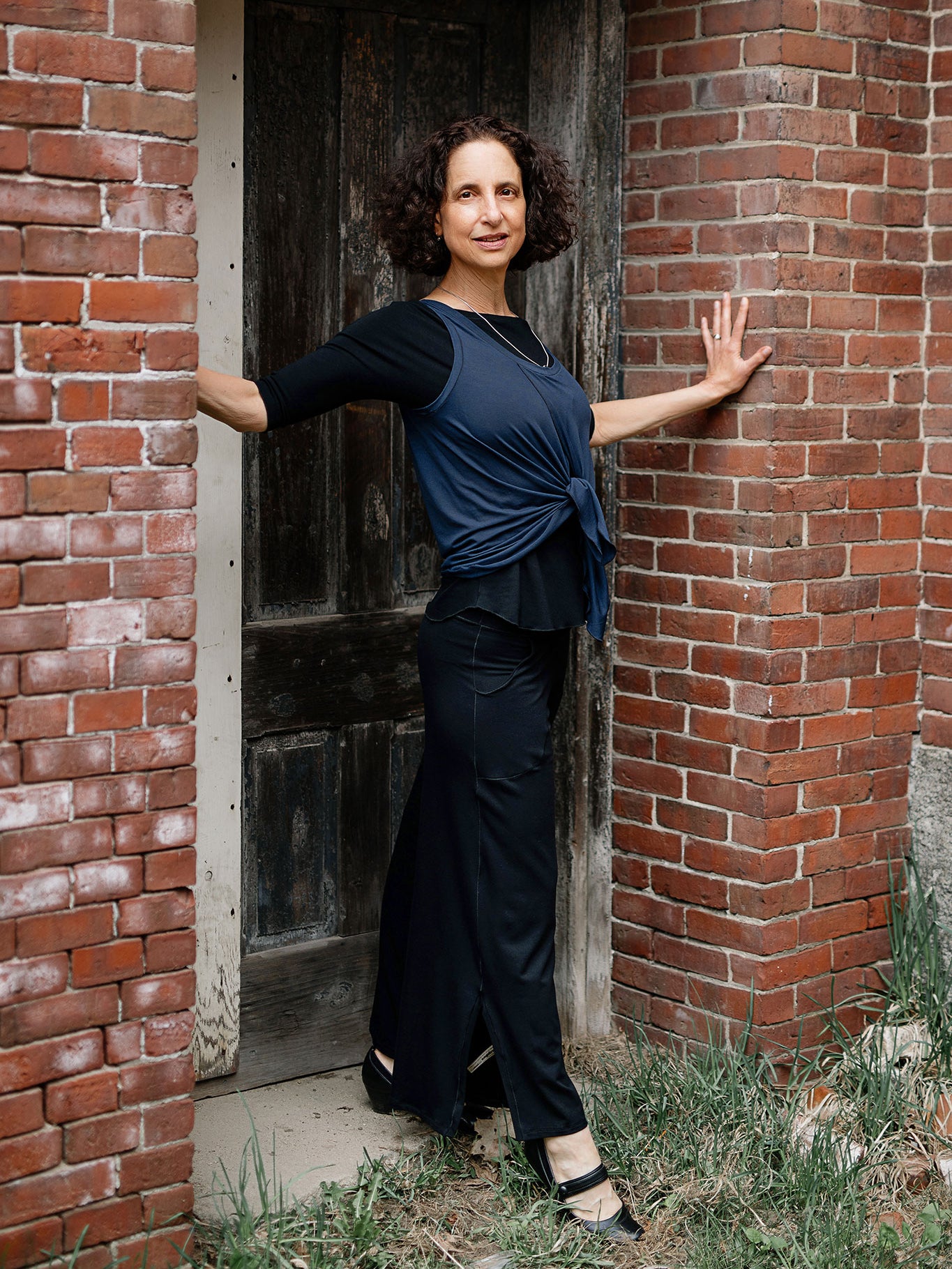 tulip tissue tank in navy styled with black rose + black harlow