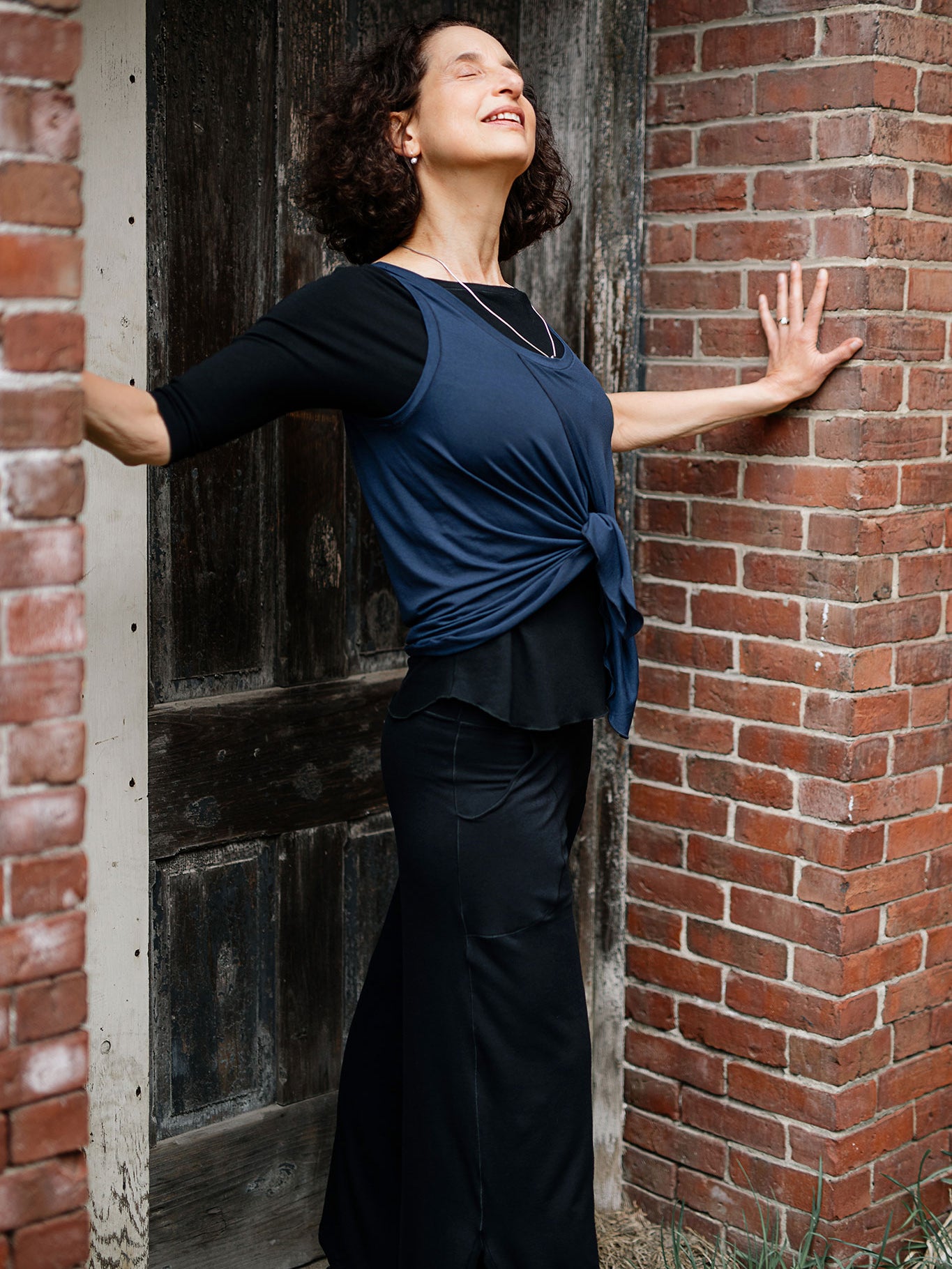 suger® tulip tank in navy styled over black rose + black harlow