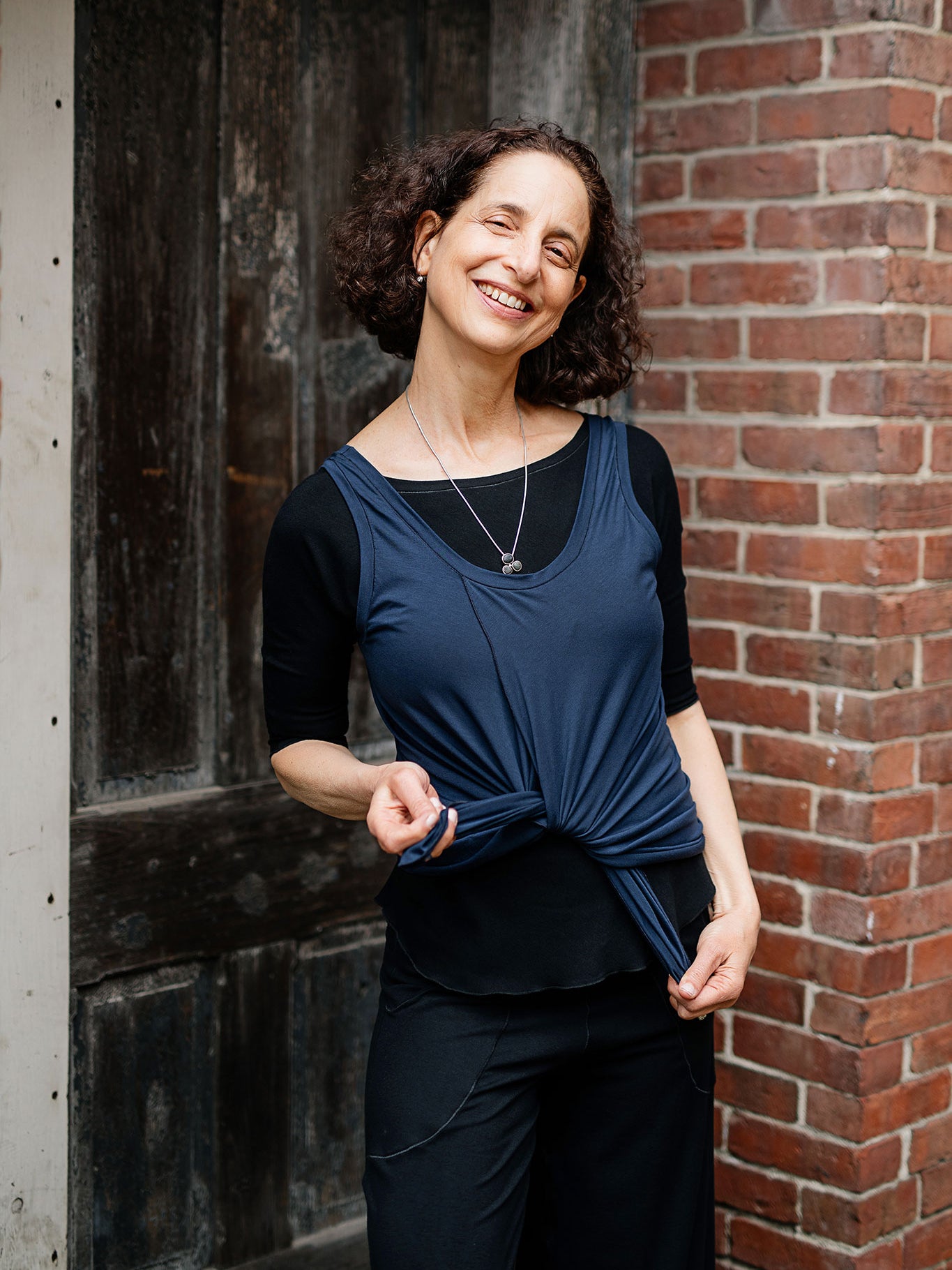 suger® tulip tissue tank in navy