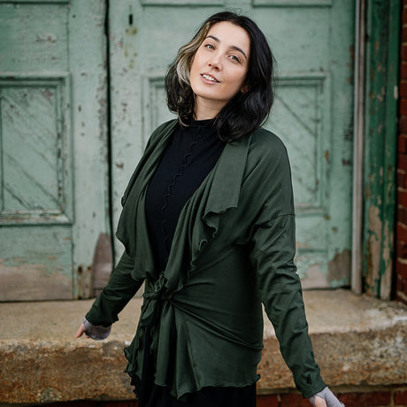 river jacket in fir with swing top in black