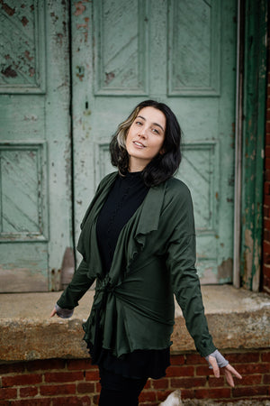 river jacket in fir with swing top in black