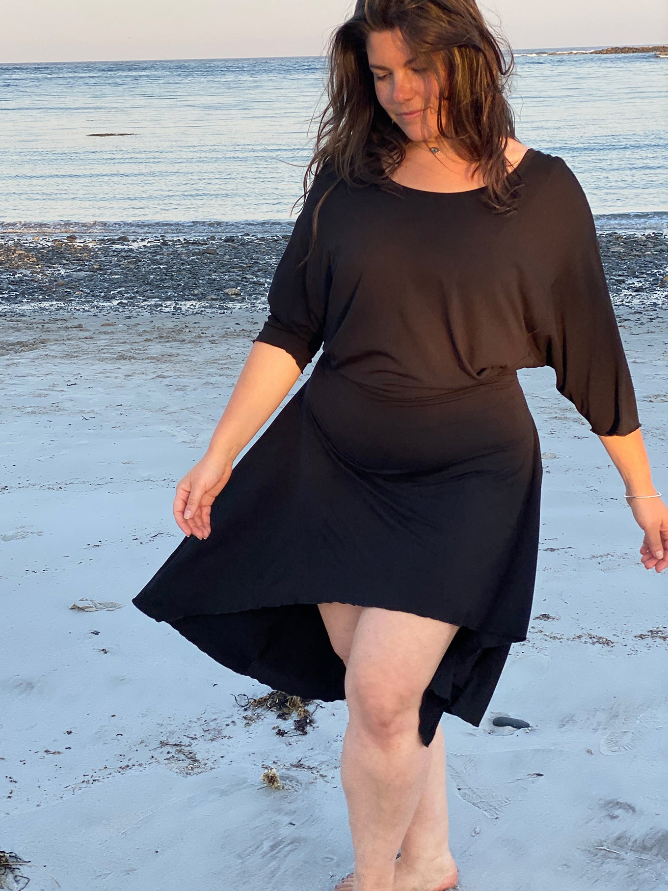 tide in tissue black